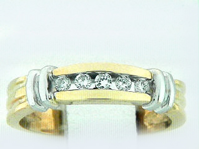 14K FANCY WED BAND